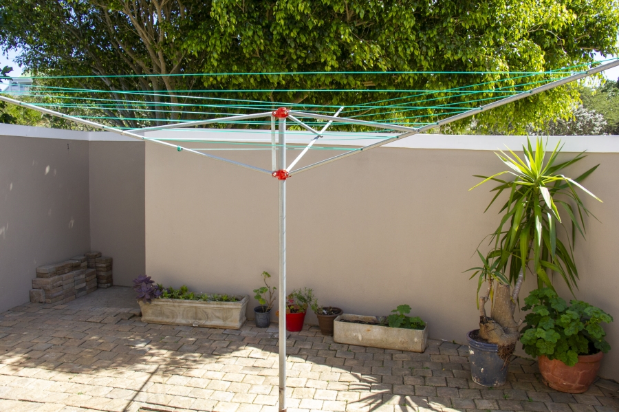5 Bedroom Property for Sale in Kleinemonde Eastern Cape